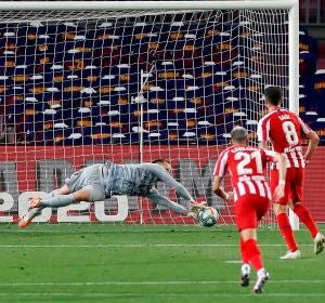 Saúl anota el segundo gol ante Ter Stegen Saúl anota el segundo gol ante Ter Stegen