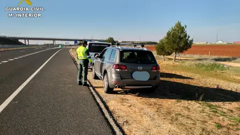 Un conductor es investigado por la Guardia Civil por circular al doble de la velocidad permitida Un conductor es investigado por la Guardia Civil por circular al doble de la velocidad permitida