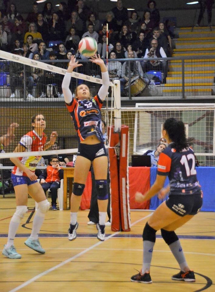 El equipo sénior femenino del Club Voleibol Elche desaparece El equipo sénior femenino del Club Voleibol Elche desaparece