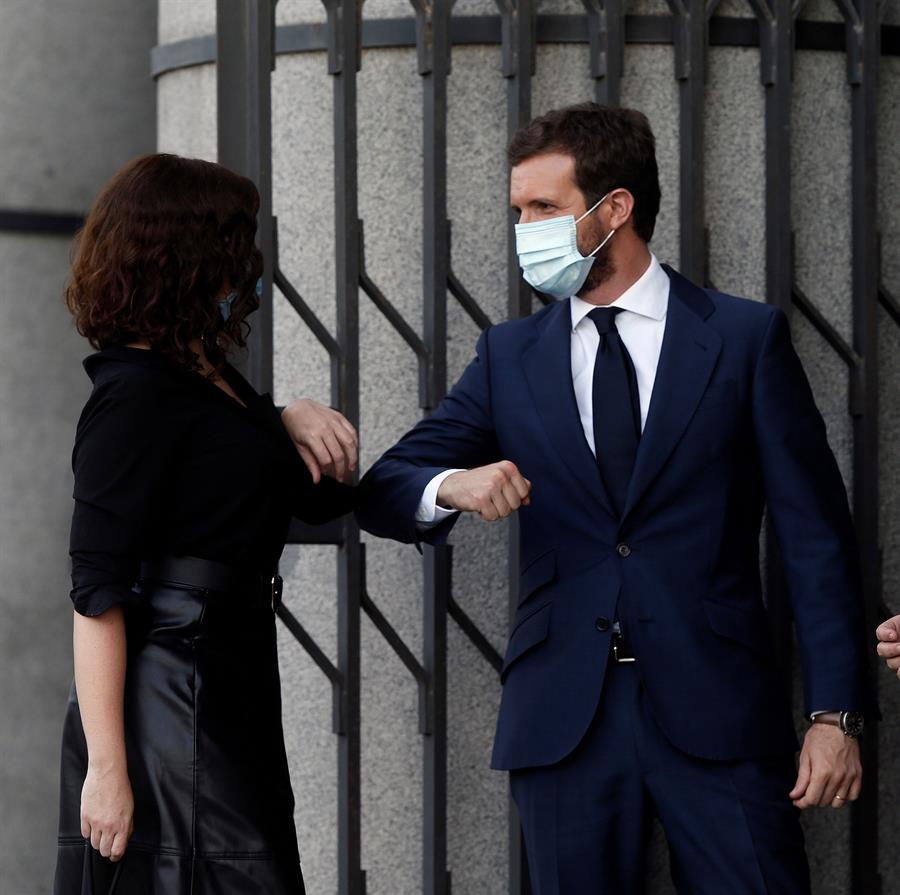 La tele con Monegal: La interpretación televisiva de la "cobra" de Ayuso a Casado La tele con Monegal: La interpretación televisiva de la "cobra" de Ayuso a Casado