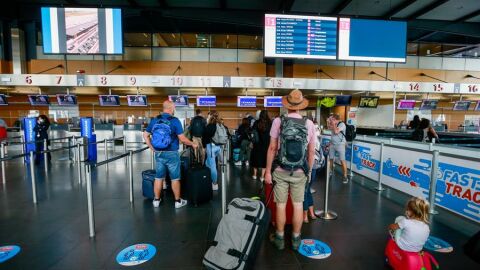 Aeropuerto de Charleroi, B&eacute;lgica