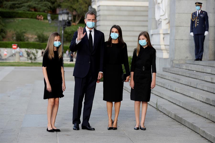 La España que madruga: Los Reyes en el funeral por las víctimas del coronavirus, protagonistas de los periódicos La España que madruga: Los Reyes en el funeral por las víctimas del coronavirus, protagonistas de los periódicos