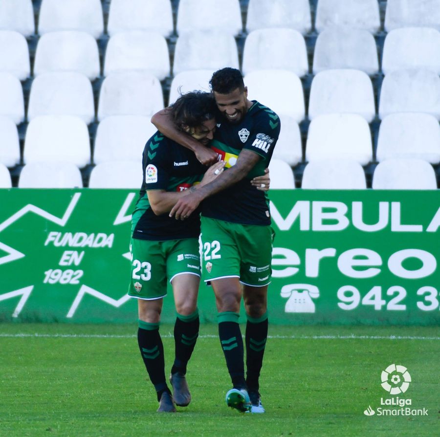 Iván Sánchez estará frente al Mirandés mientras que Juan Cruz se queda fuera por lesión Iván Sánchez estará frente al Mirandés mientras que Juan Cruz se queda fuera por lesión