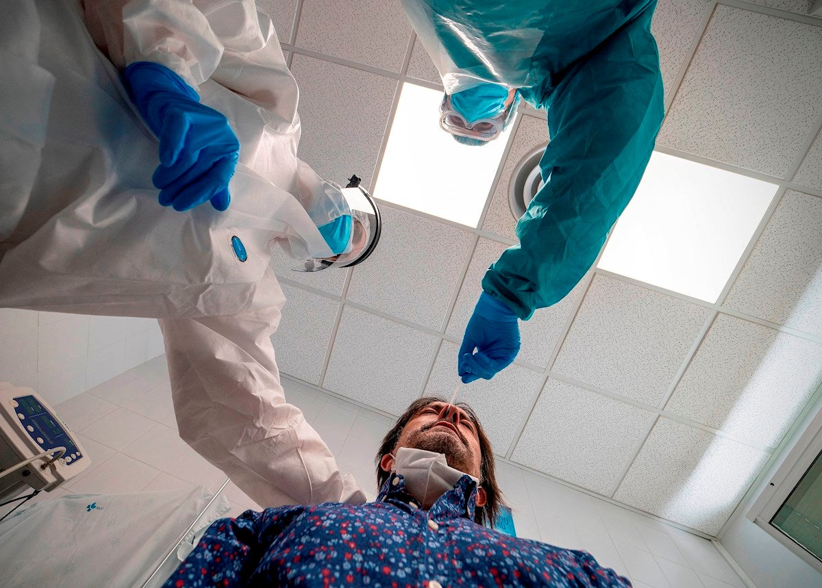 Datos estudio seroprevalencia: se mantiene en el 5,2% el porcentaje de españoles con anticuerpos frente al coronavirus Datos estudio seroprevalencia: se mantiene en el 5,2% el porcentaje de españoles con anticuerpos frente al coronavirus