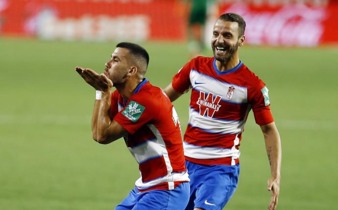 El Granada, que mereció ganar, empata a dos contra el Valencia en uno de los mejores partidos de la temporada. Onda Deportiva Granada 06/07/2020 El Granada, que mereció ganar, empata a dos contra el Valencia en uno de los mejores partidos de la temporada. Onda Deportiva Granada 06/07/2020