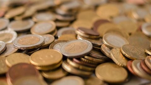 F&iacute;jate en las monedas de dos euros