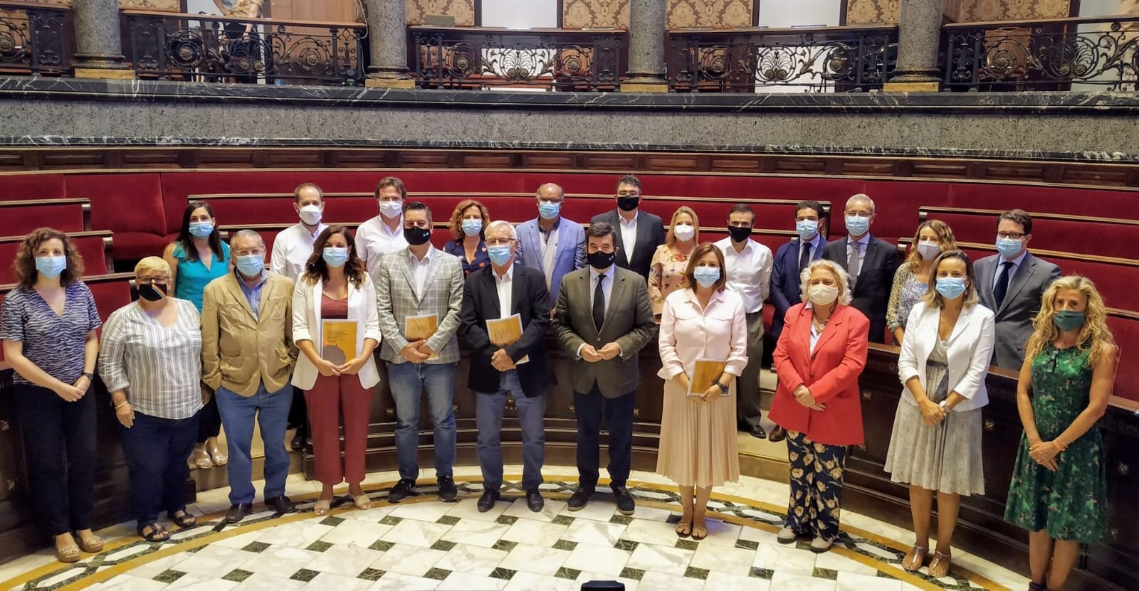 El Govern del Rialto, PP y CS aprueban el acuerdo para la reconstrucción de València El Govern del Rialto, PP y CS aprueban el acuerdo para la reconstrucción de València