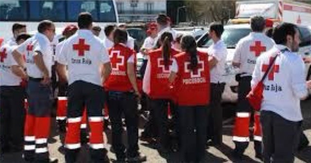 "Cruz Roja Española", 156 años respondiendo especialmente a nuestros mayores "Cruz Roja Española", 156 años respondiendo especialmente a nuestros mayores
