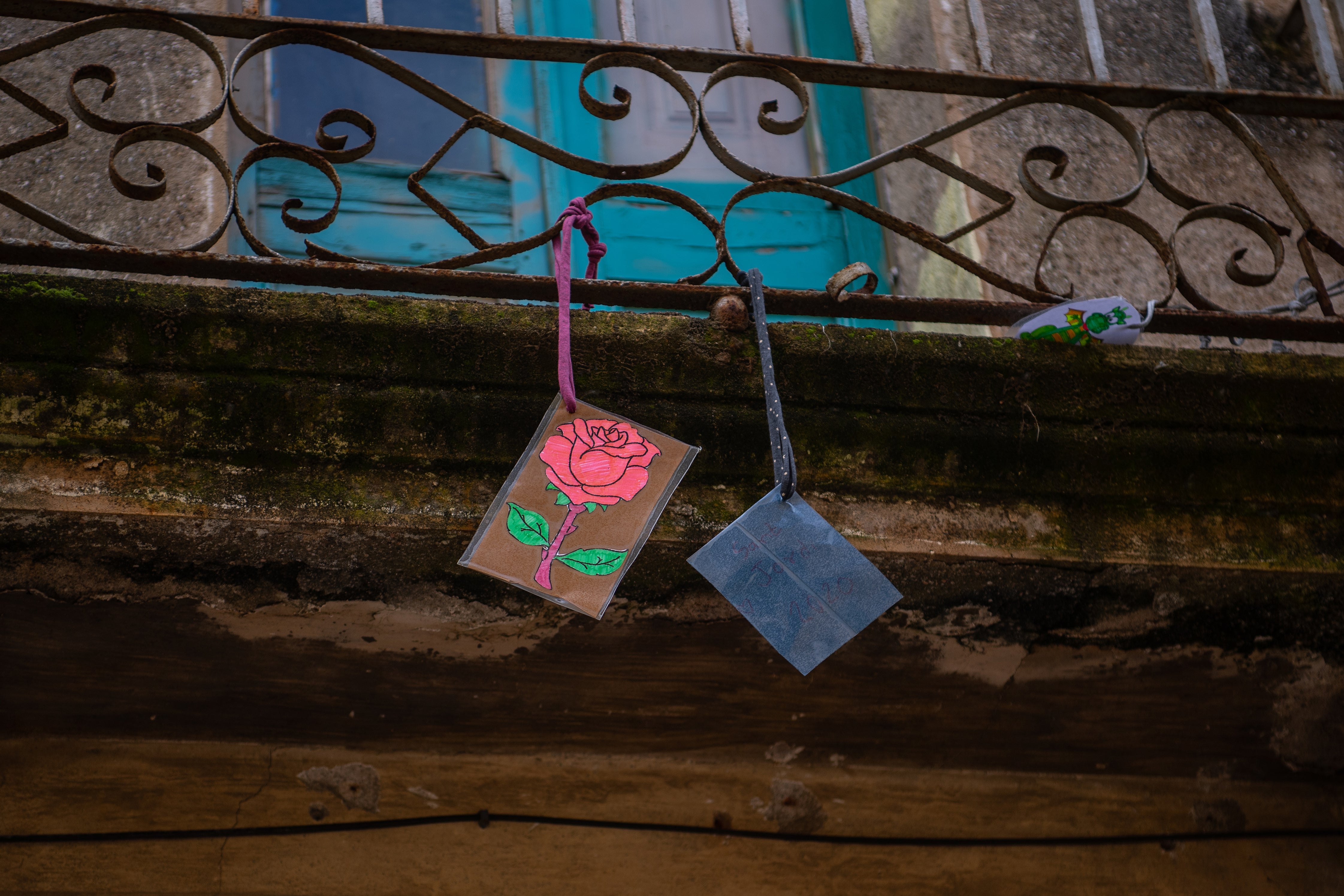 Floristes i llibreters apel·len a la complicitat de la ciutadania aquest 23 de juliol Floristes i llibreters apel·len a la complicitat de la ciutadania aquest 23 de juliol
