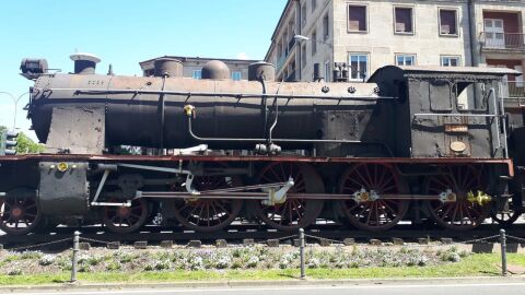 Locomotora barrio de A Ponte 