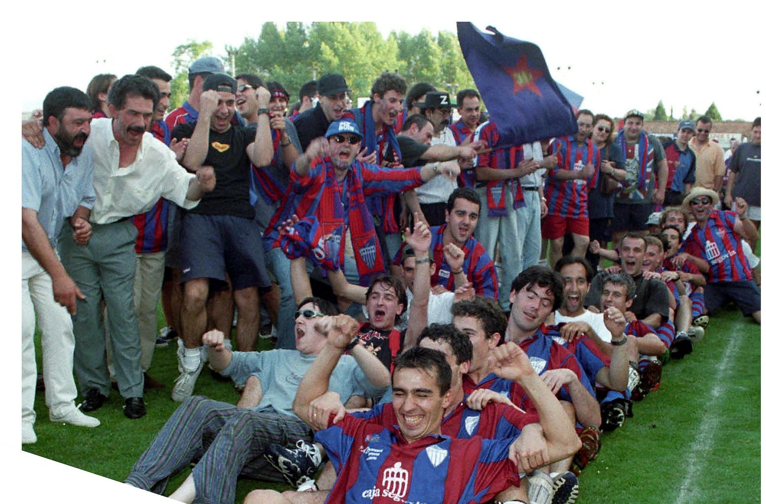 Dos ascensos como jugador y este sábado ojalá que el segundo como presidente Dos ascensos como jugador y este sábado ojalá que el segundo como presidente