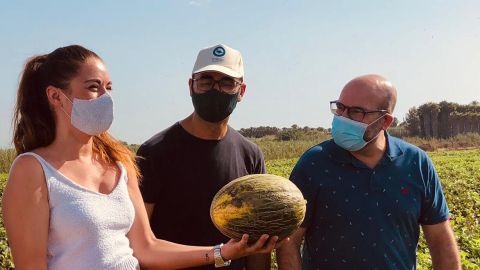 La consellera de Medio Ambiente, el concejal de Desarrollo Rural y el presidente de la Comunidad de Carrizales