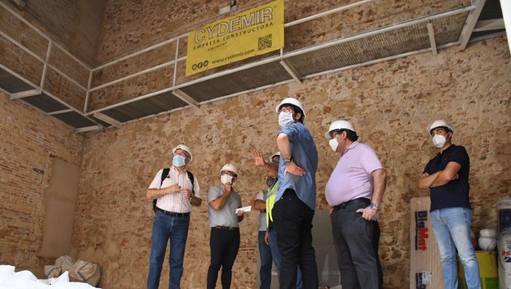 L´alcalde José Benlloch i alguns regidors han visitat la finalització de les obres. 