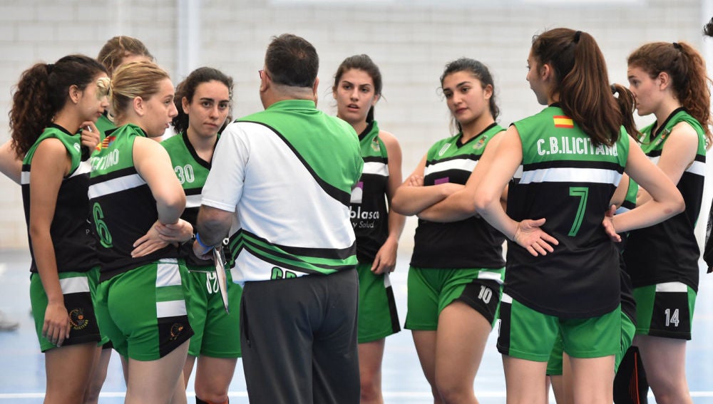 Juan Carlos Arrarte volverá a dirigir a los equipos sénior femenino del Club Baloncesto Ilicitano.