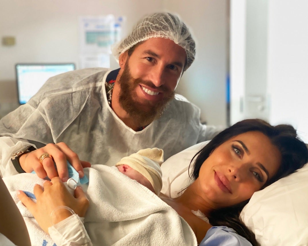 Pilar Rubio y Sergio Ramos presentan a su cuarto hijo, Máximo Adriano Pilar Rubio y Sergio Ramos presentan a su cuarto hijo, Máximo Adriano