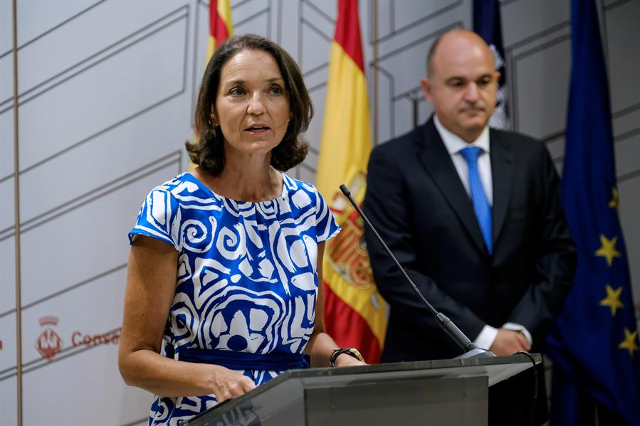 Maroto: "El Gobierno está trabajando con Reino Unido para establecer corredores seguros con Baleares y Canarias" Maroto: "El Gobierno está trabajando con Reino Unido para establecer corredores seguros con Baleares y Canarias"