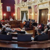 Unión de Hosteleros Ourensanos (UHO), Cociña Ourense, Véxote nos Viños e Asociación de Bares Especiais (ABE)- e o alcalde de Ourense, Gonzalo Pérez Jácome Unión de Hosteleros Ourensanos (UHO), Cociña Ourense, Véxote nos Viños e Asociación de Bares Especiais (ABE)- e o alcalde de Ourense, Gonzalo Pérez Jácome