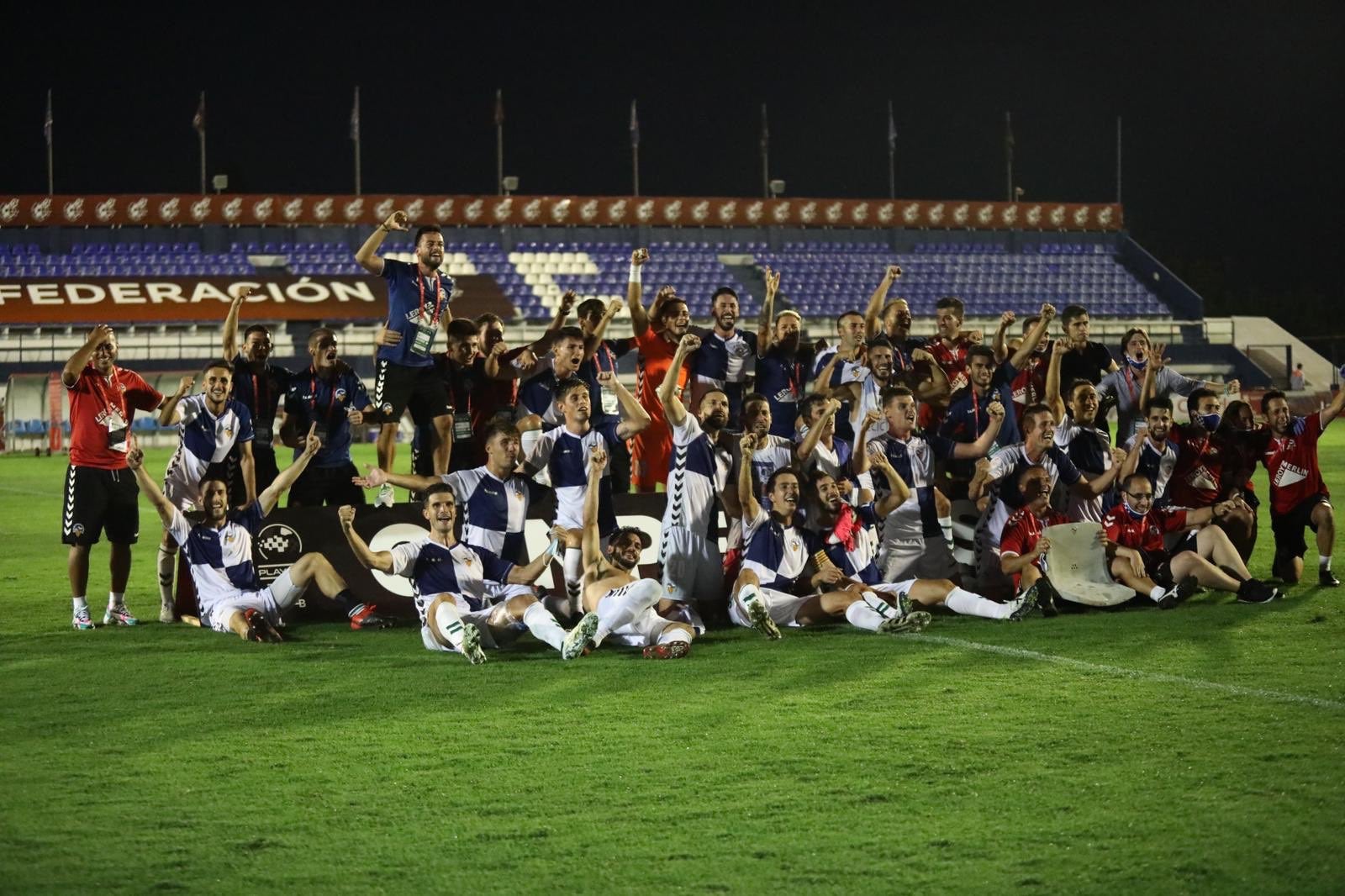 Antonio Hidalgo, entrenador del Sabadell: "Pasar de Segunda B a Segunda te cambia la vida" Antonio Hidalgo, entrenador del Sabadell: "Pasar de Segunda B a Segunda te cambia la vida"