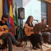 Mayte Menéndez, cantautora