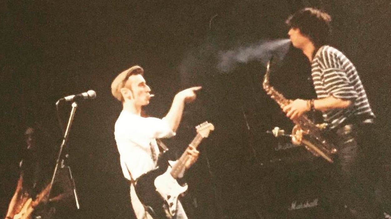 Muere Selu Nieto, el que fue saxofonista de 'Extremoduro', 'Reincidentes' o 'Platero y Tú' Muere Selu Nieto, el que fue saxofonista de 'Extremoduro', 'Reincidentes' o 'Platero y Tú'