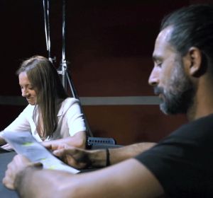 Michelle Jenner y Hugo Silva en el nuevo rodaje de 'Los hombres de Paco' Michelle Jenner y Hugo Silva en el nuevo rodaje de 'Los hombres de Paco'