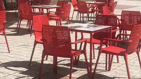 Una terraza vacía Una terraza vacía