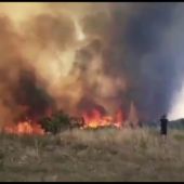 Avanza sin control un incendio en Ourense que ya ha calcinado 300 hectáreas