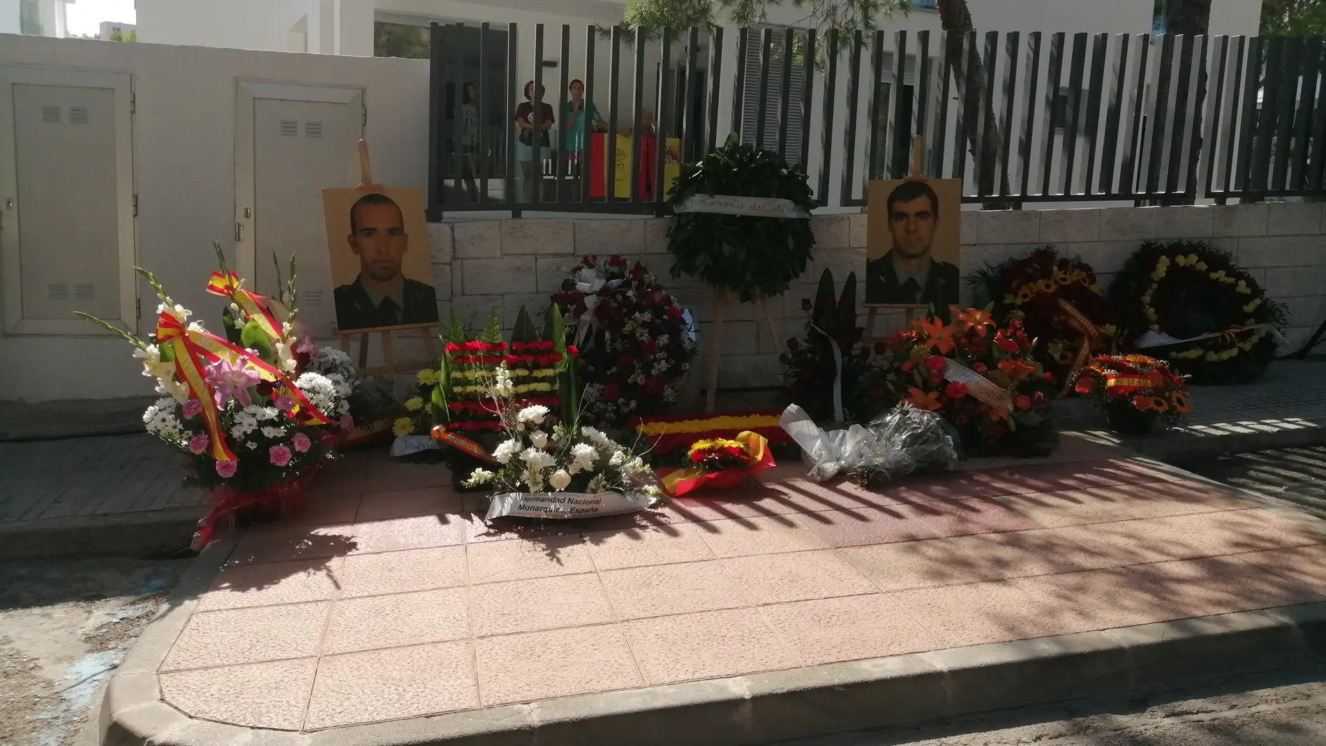 Homenaje a los guardiaciviles asesinados por ETA en Palmanova.