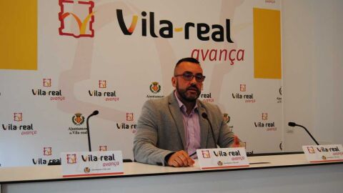 L'alcalde de Vila-real, Jos&eacute; Benlloch, ha acudit aquest dijous al jutjat de Primera Inst&agrave;ncia i Instrucci&oacute; n&uacute;mero 2 de Vila-real ha prestar declaraci&oacute;. 