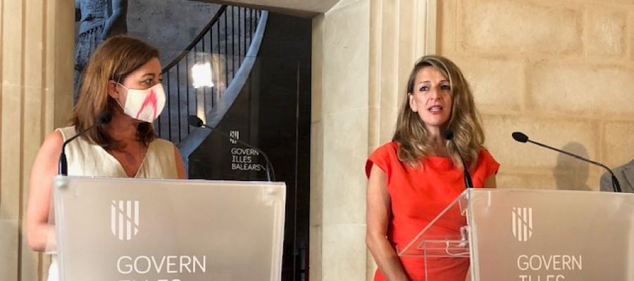 La ministra de Trabajo, Yolanda Díaz, junto a la presidenta del Govern balear, Francina Armengol, en Palma. La ministra de Trabajo, Yolanda Díaz, junto a la presidenta del Govern balear, Francina Armengol, en Palma.