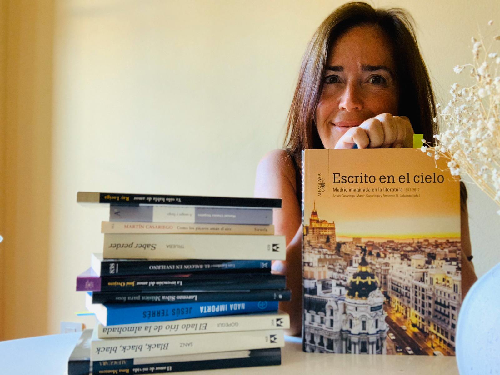 Un paseo por la ciudad de Madrid con lecturas en la maleta Un paseo por la ciudad de Madrid con lecturas en la maleta