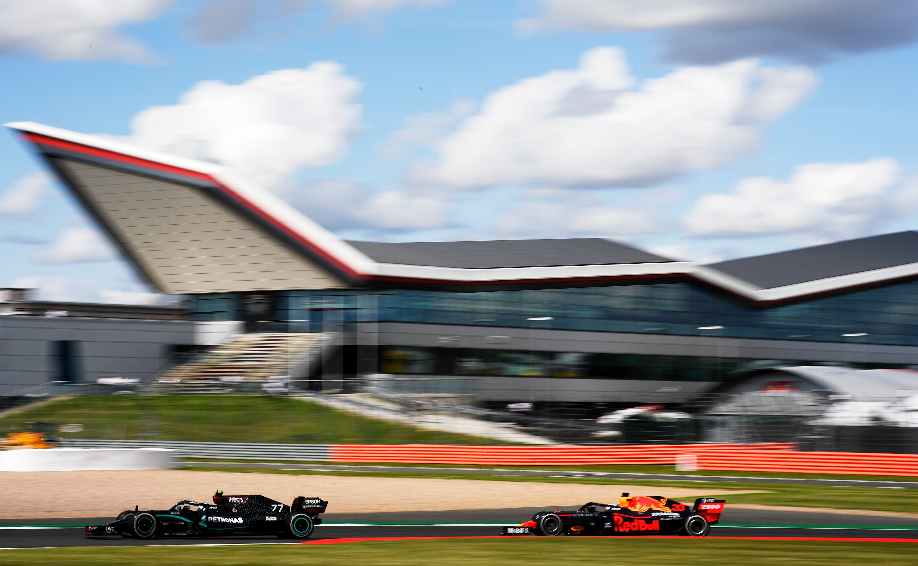 Joan Villadelprat: "No es exagerado decir que Hamilton ya ha ganado el mundial porque viene muy fuerte" Joan Villadelprat: "No es exagerado decir que Hamilton ya ha ganado el mundial porque viene muy fuerte"