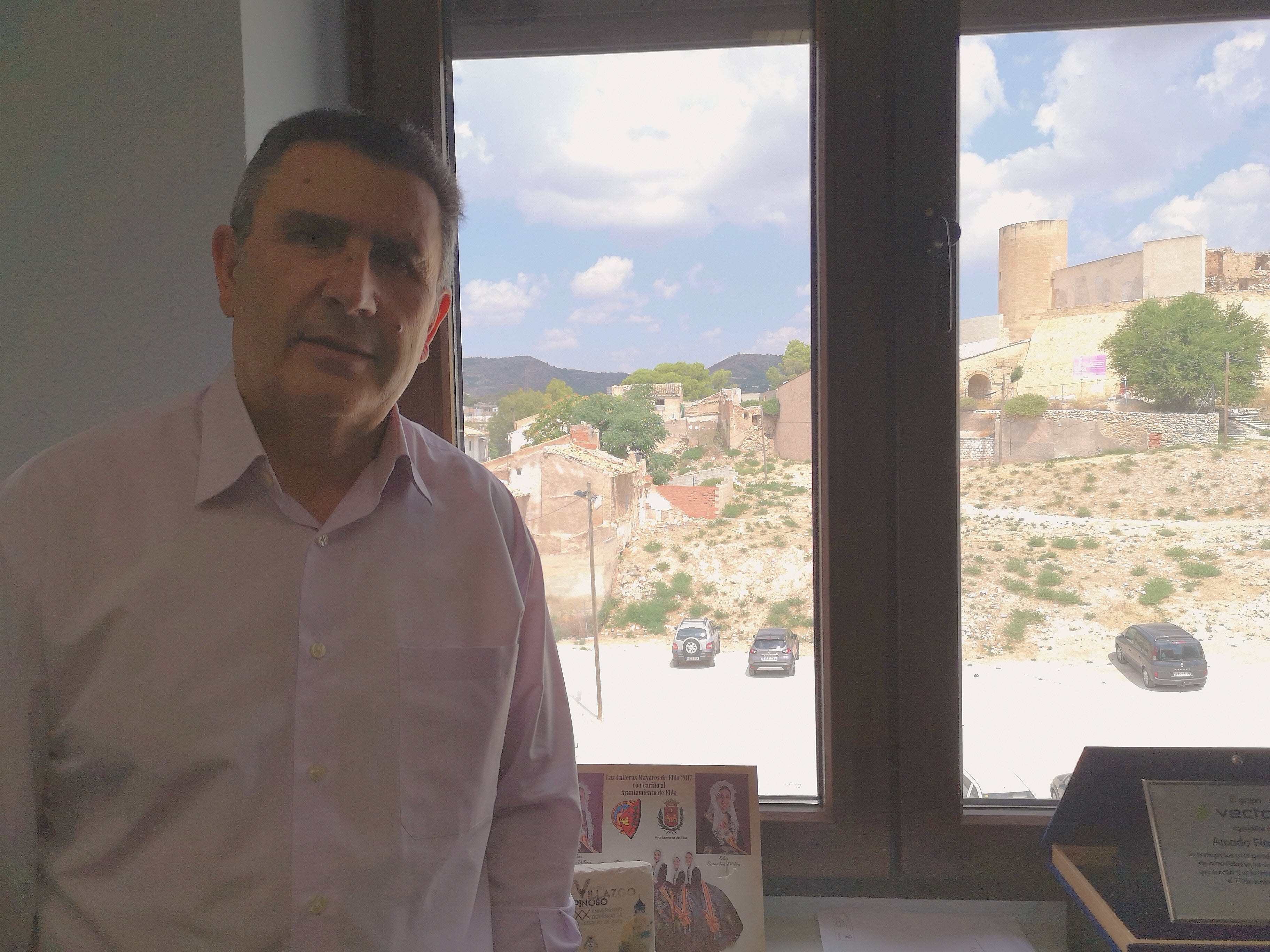 El Ayuntamiento de Elda restaurará la Puerta del Antemural del Castillo para que en 2022 sea visitable El Ayuntamiento de Elda restaurará la Puerta del Antemural del Castillo para que en 2022 sea visitable