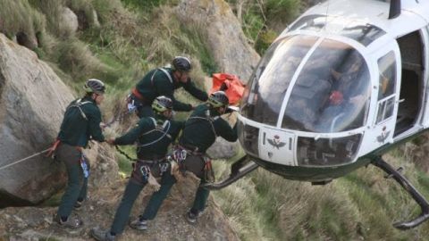 Guardia Civil en rescate de monta&ntilde;a