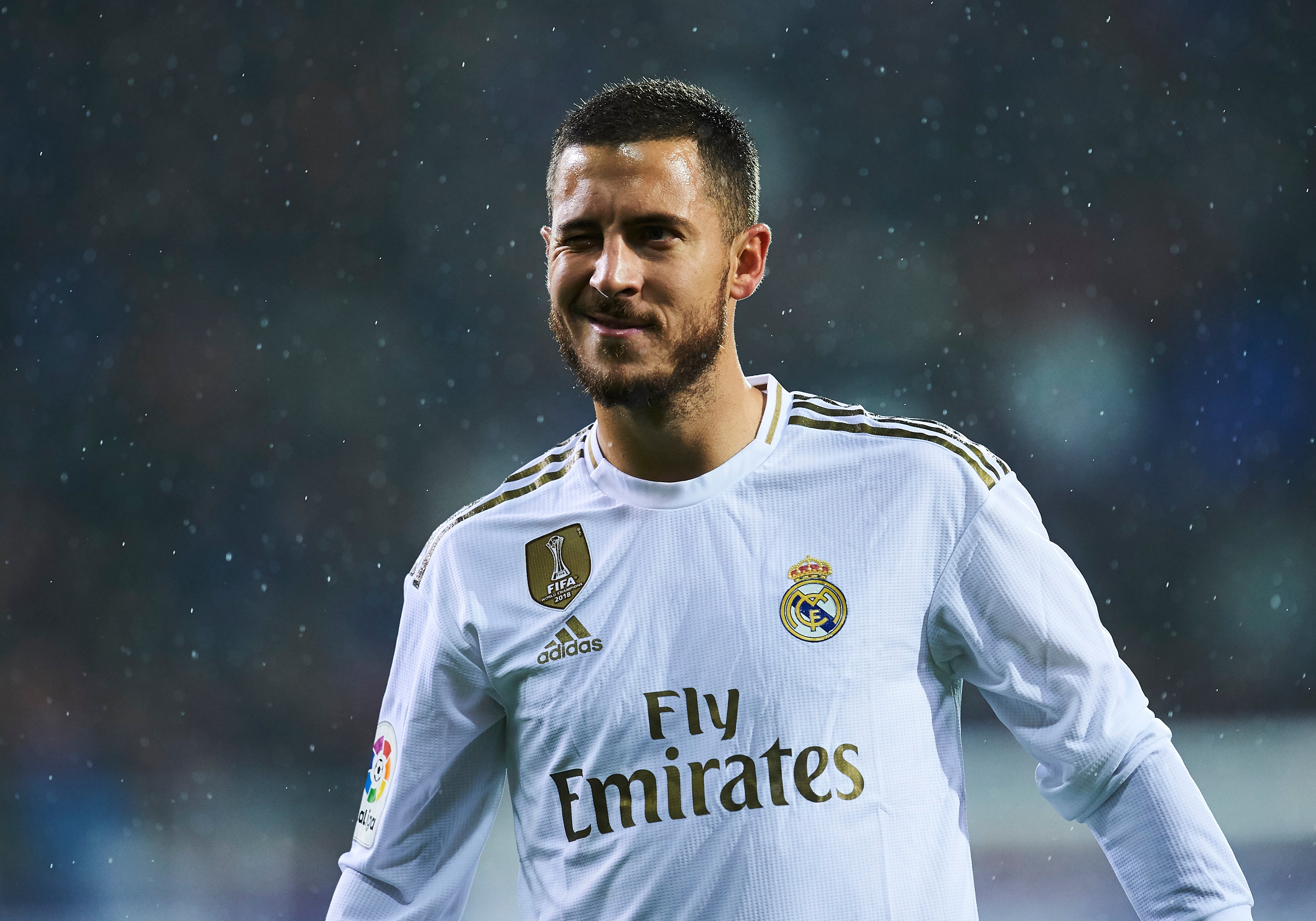 Hazard confiesa que le habría gustado marcar la volea de Zidane en la final ante el Leverkusen Hazard confiesa que le habría gustado marcar la volea de Zidane en la final ante el Leverkusen
