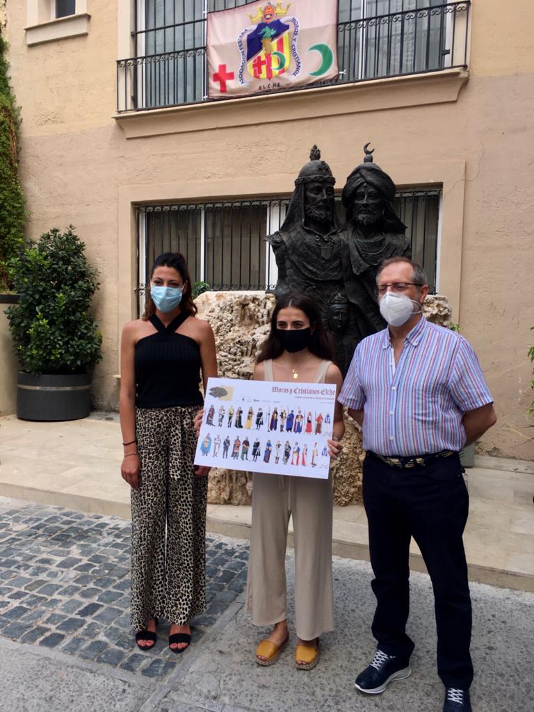 La concejalía de Fiestas apoya el lanzamiento de un recortable de Moros y Cristianos La concejalía de Fiestas apoya el lanzamiento de un recortable de Moros y Cristianos