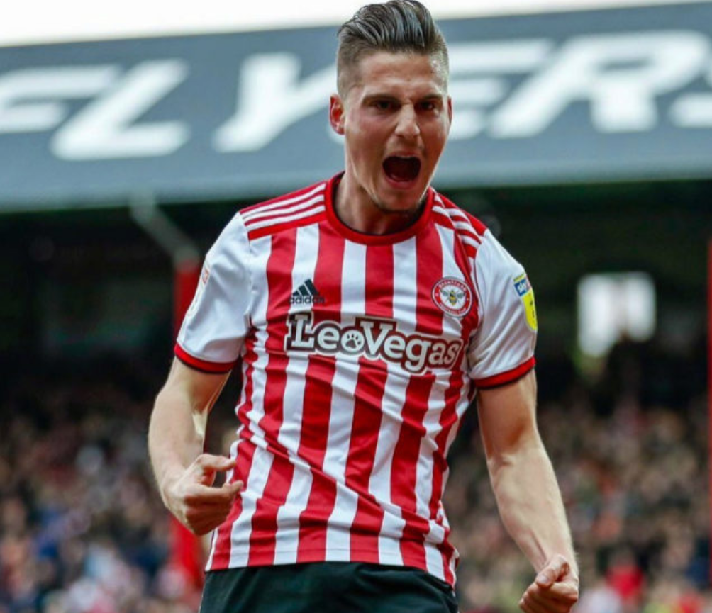 Sergi Canós, protagonista del 'Boxing Day' tras hacer un 'hat-trick': "Subir a la Premier es que le toque la lotería al club" Sergi Canós, protagonista del 'Boxing Day' tras hacer un 'hat-trick': "Subir a la Premier es que le toque la lotería al club"