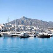 PUERTO BANÚS