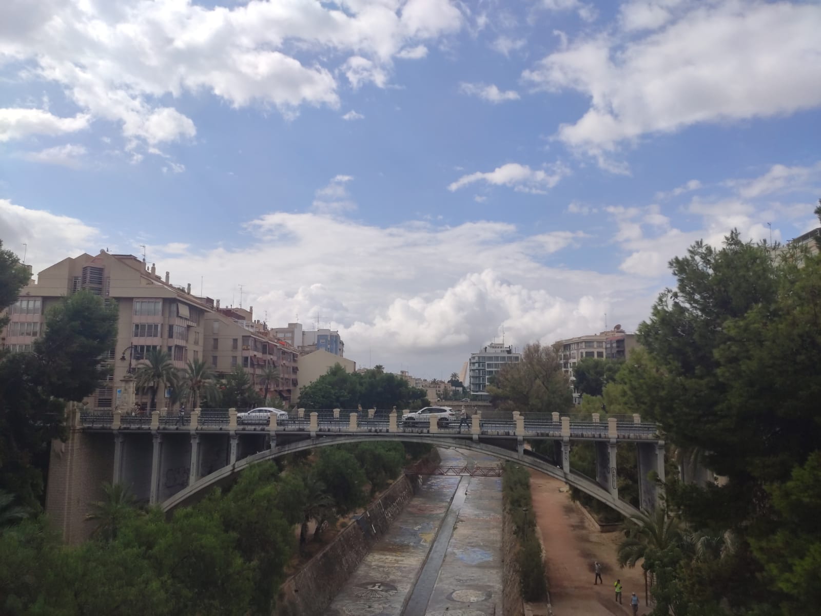 Las temperaturas se mantienen al alza en Elche, Santa Pola y Crevillent Las temperaturas se mantienen al alza en Elche, Santa Pola y Crevillent