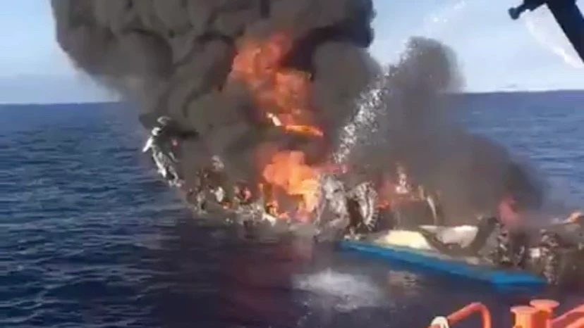 El Estrella del Rosario ha quedado totalmente destruido como consecuencia del fuego. El Estrella del Rosario ha quedado totalmente destruido como consecuencia del fuego.