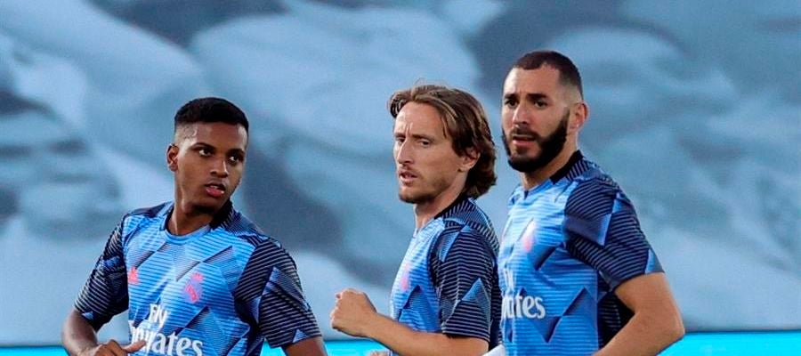 Rodrygo, Modric y Benzema, en el calentamiento con el Real Madrid. Rodrygo, Modric y Benzema, en el calentamiento con el Real Madrid.