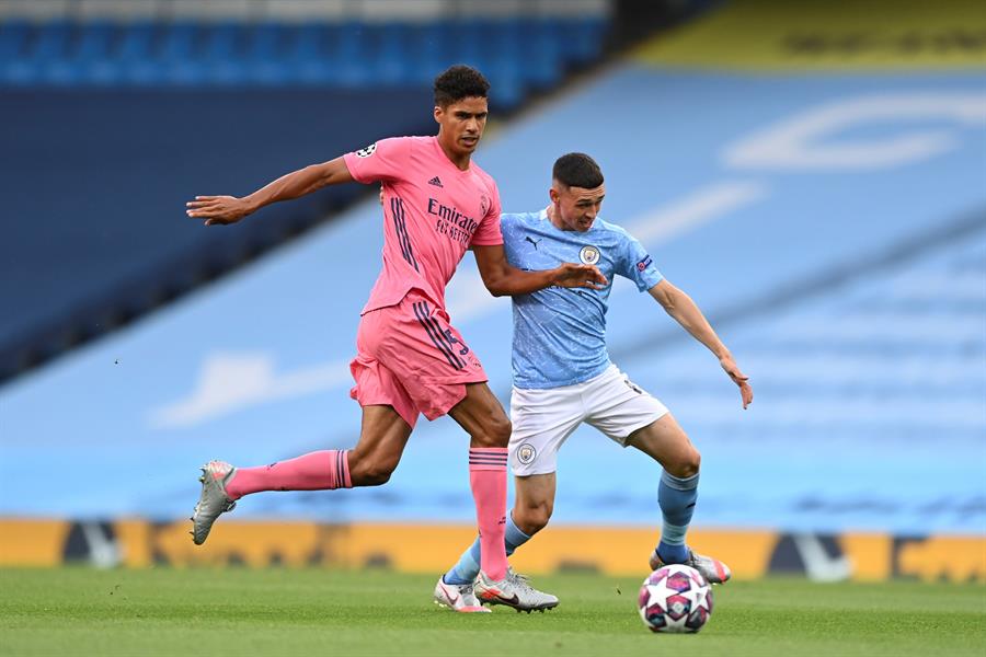 Goles del Manchester City 2-1 Real Madrid: Dos errores de Varane condenan a los de Zidane, que caen eliminados de Champions Goles del Manchester City 2-1 Real Madrid: Dos errores de Varane condenan a los de Zidane, que caen eliminados de Champions