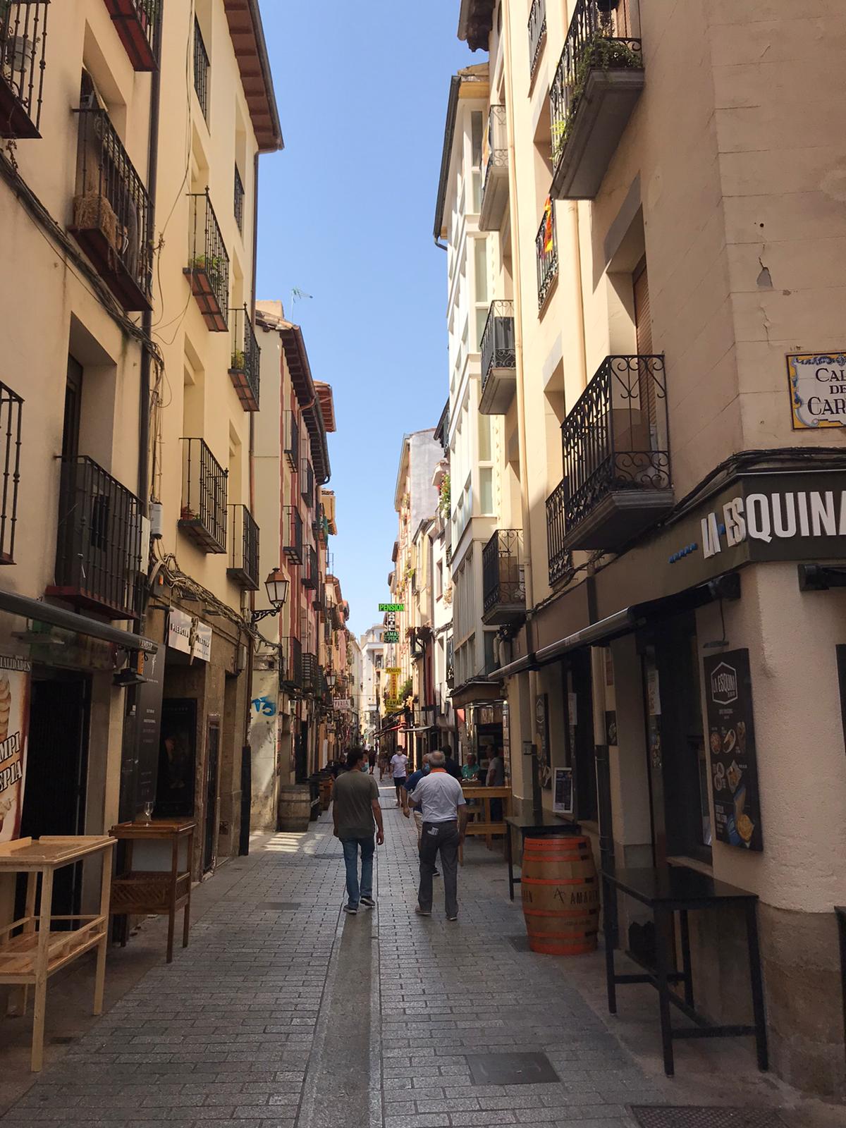 Un Paseo con micrófono por la Calle San Juan verano de 2020 Un Paseo con micrófono por la Calle San Juan verano de 2020