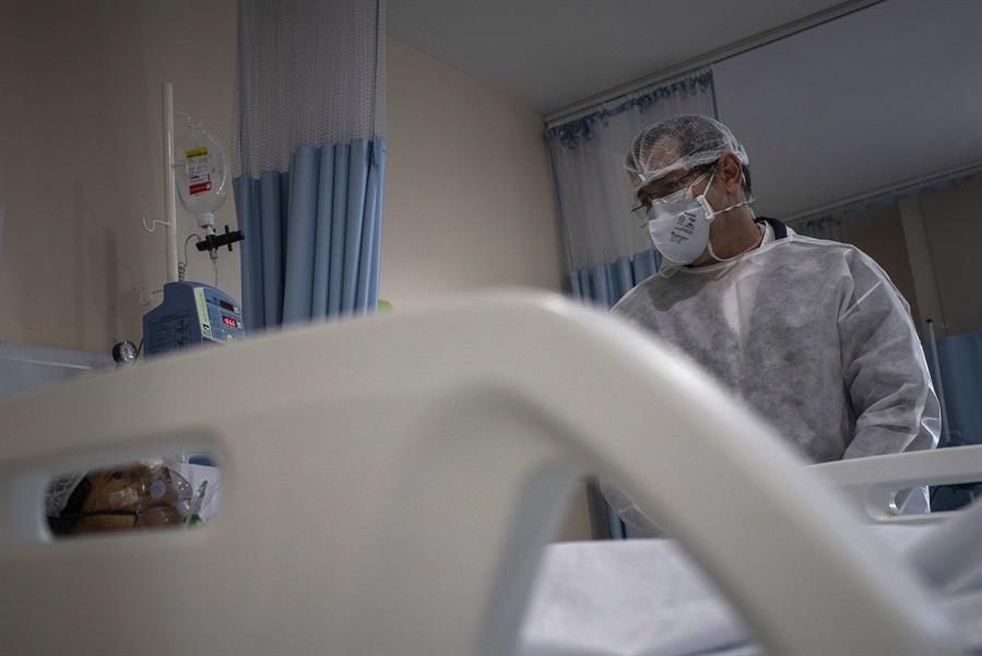 "El confinamiento parcial y selectivo va a ser necesario," según expertos sanitarios "El confinamiento parcial y selectivo va a ser necesario," según expertos sanitarios