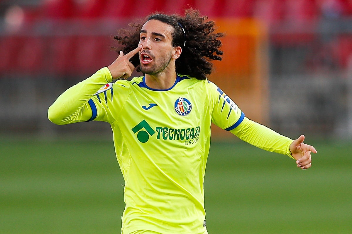 Cucurella: "Me dicen que parezco el padre de los de la sub21" Cucurella: "Me dicen que parezco el padre de los de la sub21"