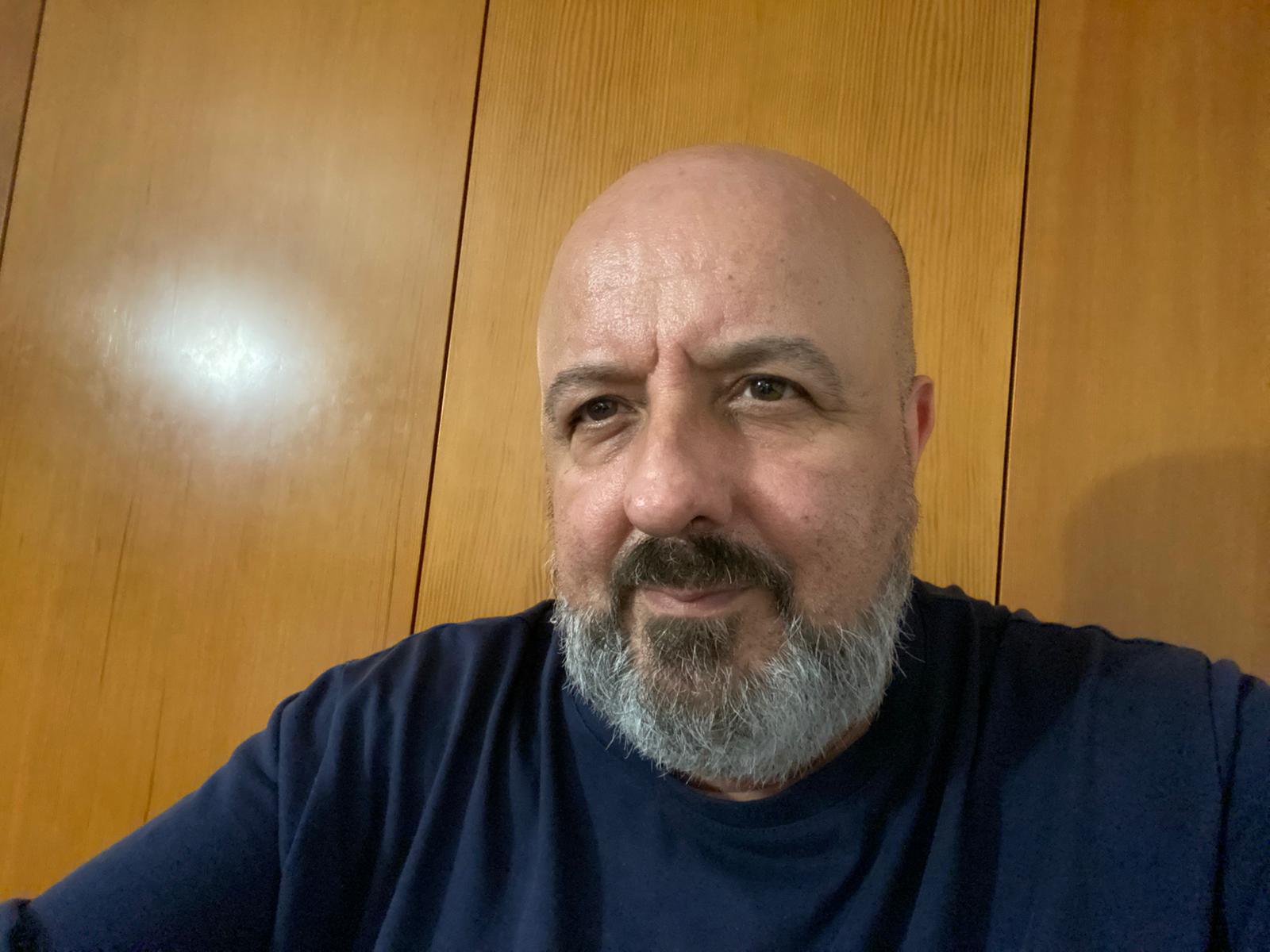 Juan Diego Guerrero: "Cuando no sabían a quién mandar a un sitio lúgubre, siempre me mandaban a mí" Juan Diego Guerrero: "Cuando no sabían a quién mandar a un sitio lúgubre, siempre me mandaban a mí"