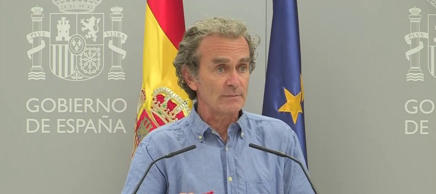 Fernando Simón: "Más del 70% de los casos son menores de 30 años; la letalidad ha bajado al 0,29%" Fernando Simón: "Más del 70% de los casos son menores de 30 años; la letalidad ha bajado al 0,29%"