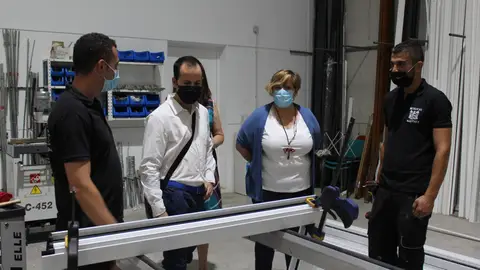 Olmedo en Metálicas Martínez Visita de la Delegada a Herencia