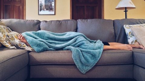 Mesa de redacci&oacute;n: Los sue&ntilde;os rotos del sof&aacute; a la cama