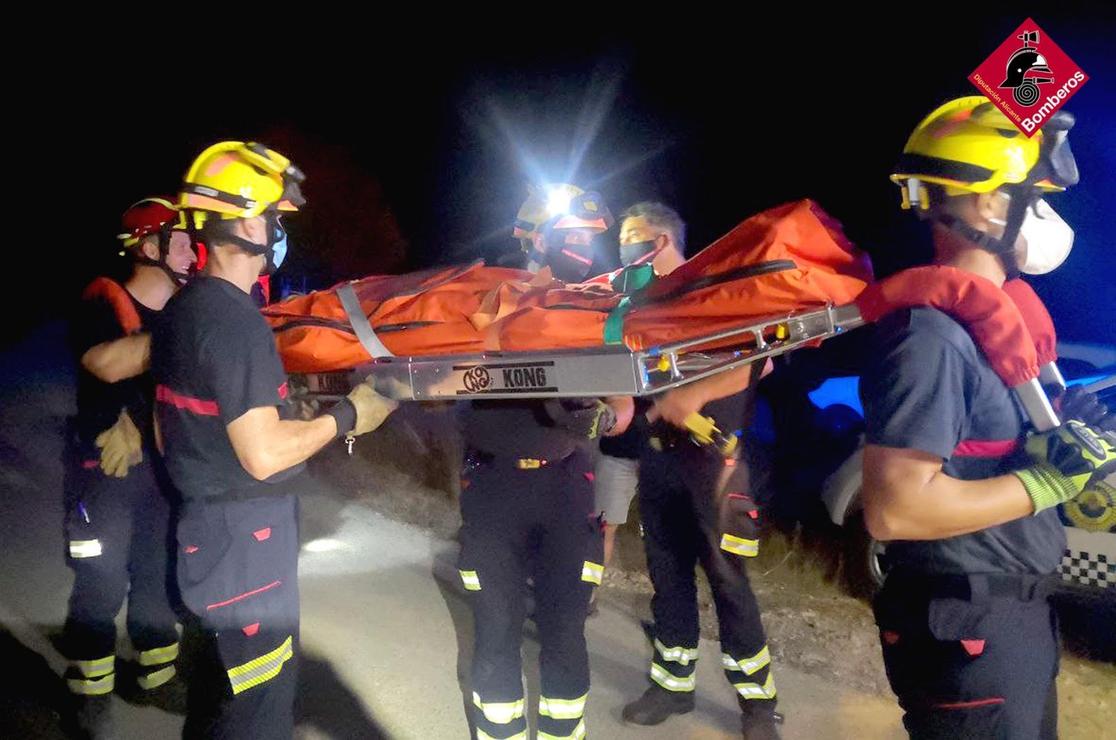 Rescatan a una escaladora que se rompió el tobillo al chocar con un compañero en Elda Rescatan a una escaladora que se rompió el tobillo al chocar con un compañero en Elda